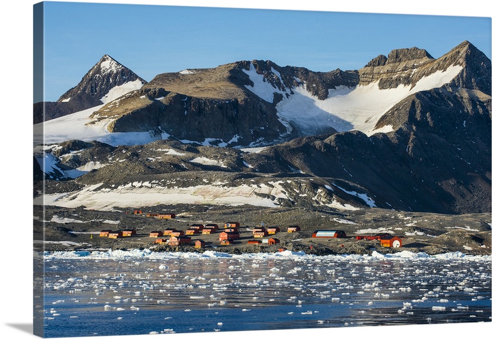 Argentinian Antarctic settlement, Esperanza Base, Hope Bay, Antarctica, Polar Regions