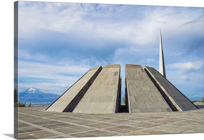Armenian Genocide Memorial, Tsitsernakaberd, Yerevan, Armenia, Caucasus