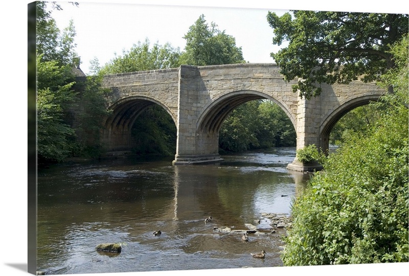 Baslow Bridge, Derbyshire, Peak District National Park, England, UK ...