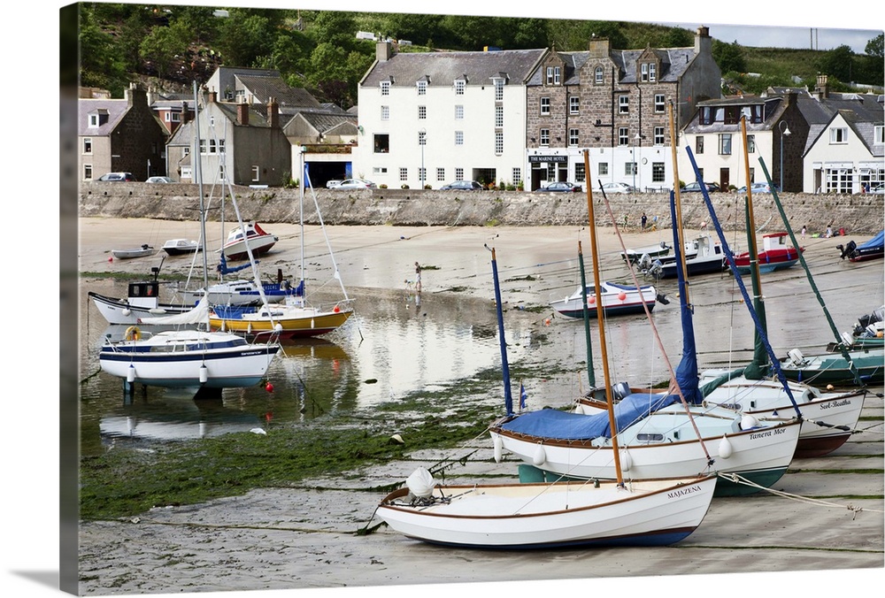 Beached yachts the Harbour at Stonehaven, Aberdeenshire, Scotland, UK