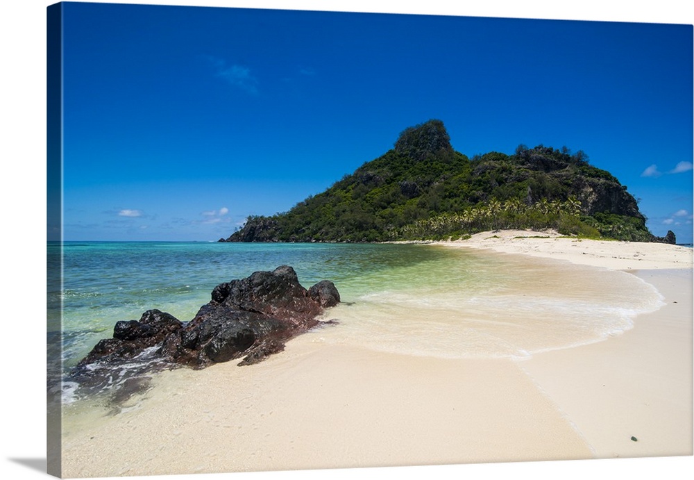 Beautiful white sand beach on Monuriki (Cast Away Island), Mamanuca Islands, Fiji, South Pacific