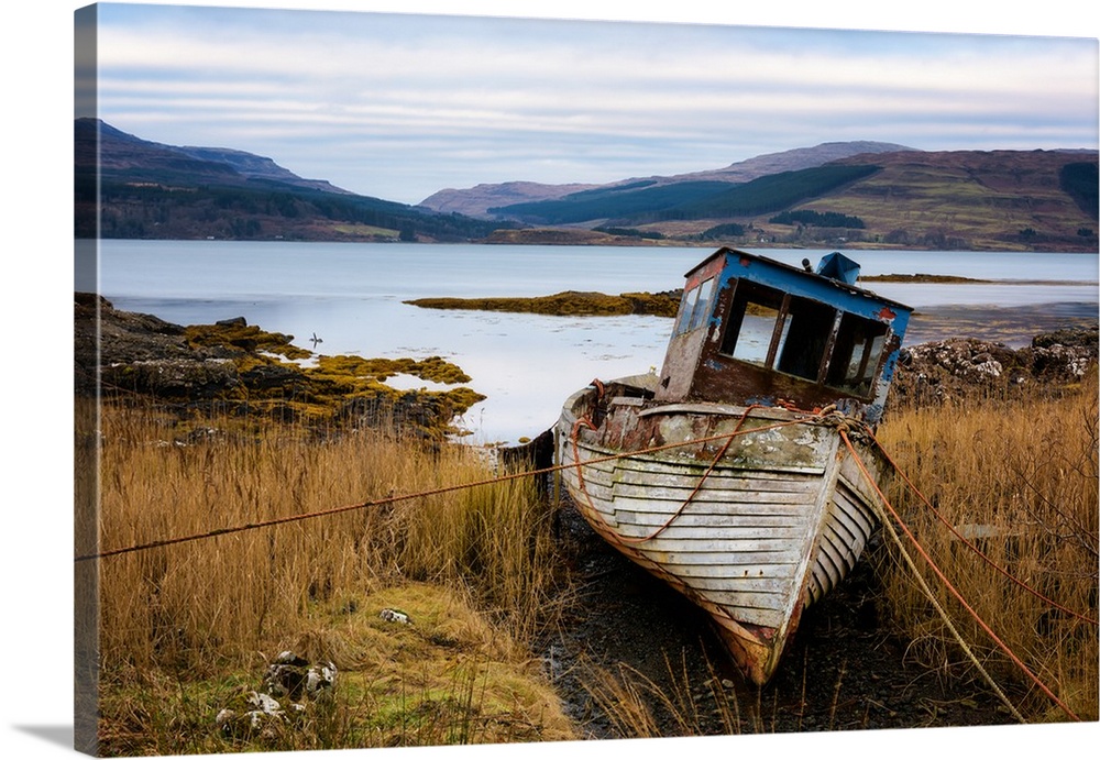 Boat wreck, Isle of Mull, Inner Hebrides, Scotland, United Kingdom, Europe