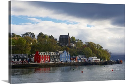 Brightly coloured houses at the fishing port of Tobermory, Inner Hebrides, Scotland