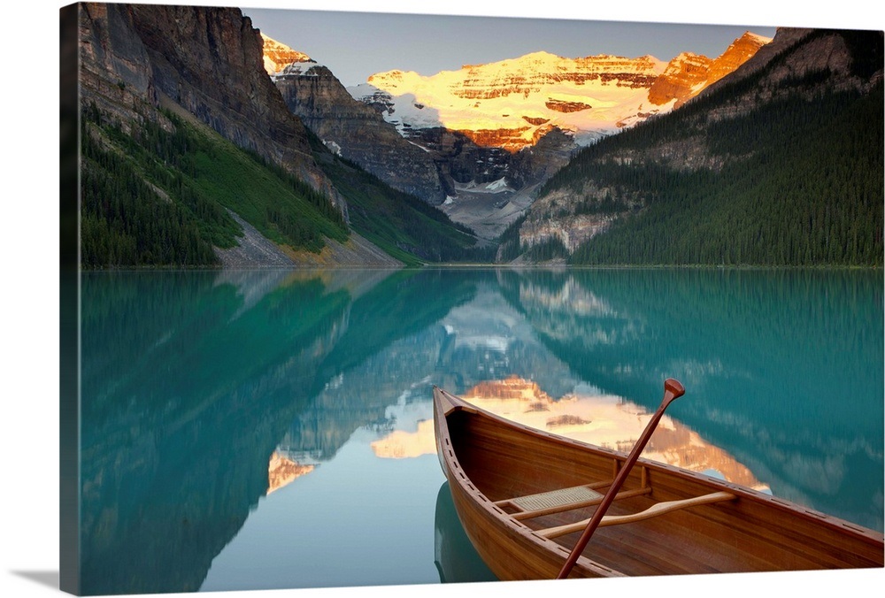 Canoe on Lake Louise, Banff National Park, Alberta, Rocky ...