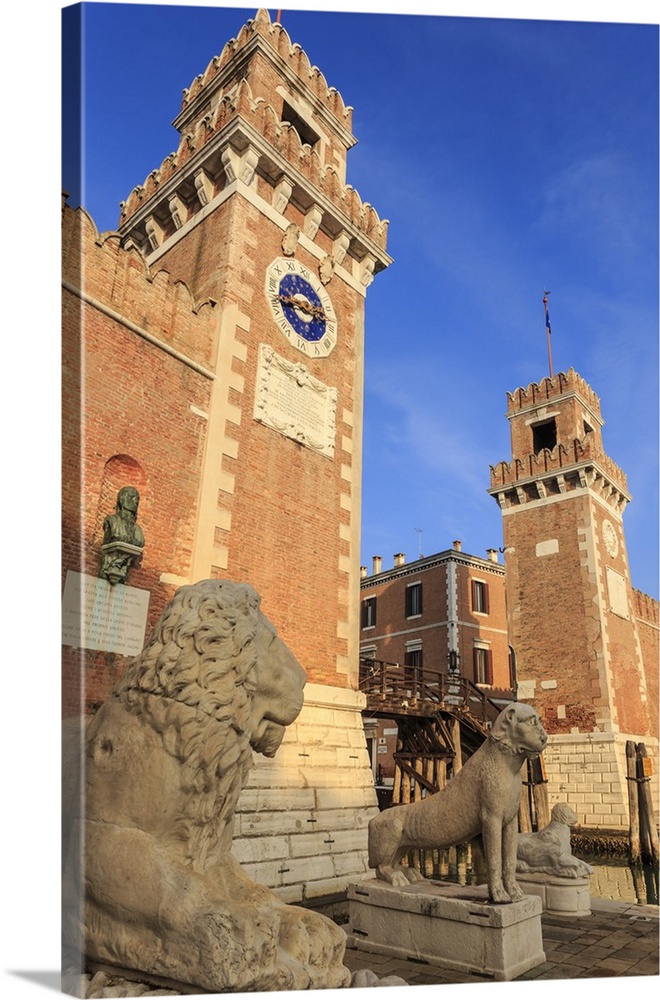 Carved lions, Arsenale entrance, in winter afternoon sun, Castello, Venice, Veneto, Italy
