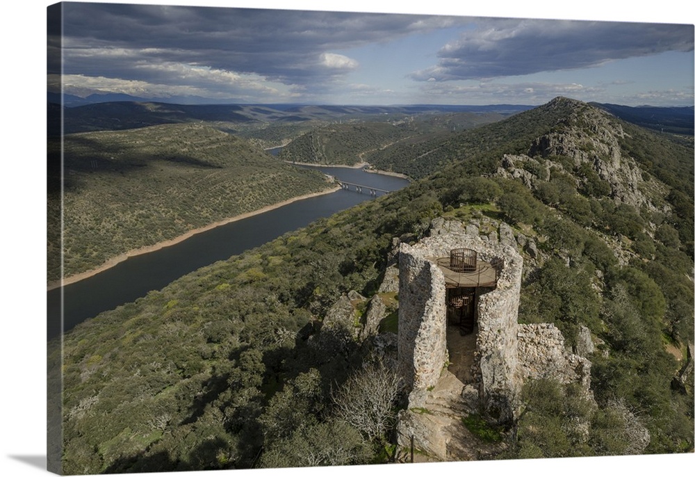 Castillo de Monfrague, Monfrague National Park, Caceres, Extremadura, Spain