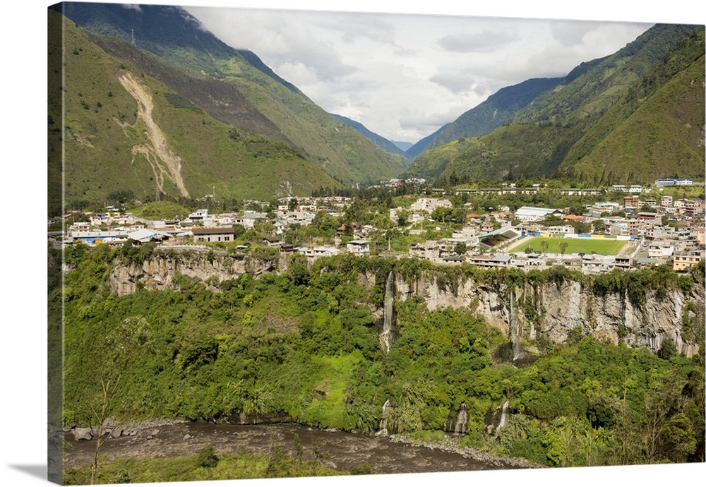 Central highlands, town of Banos, built on a lava terrace, Ecuador, South America