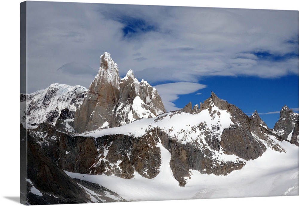 Cerro Torre, El Chalten Massif, Los Glaciares National Park, Argentine Patagonia, Argentina