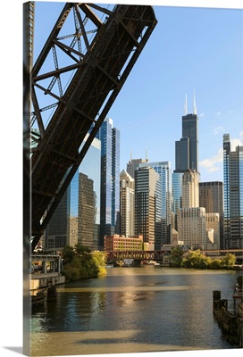 Chicago River and towers, raised disused railway bridge, Chicago, Illinois, USA