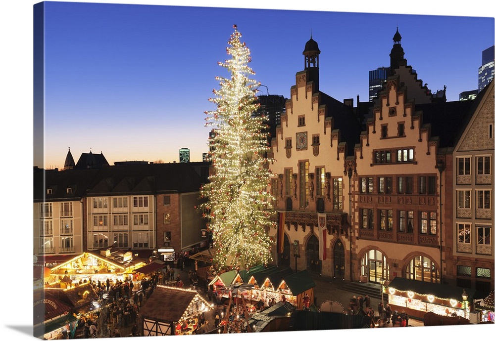 Christmas fair at Roemer, Roemerberg square, Frankfurt, Hesse, Germany, Europe