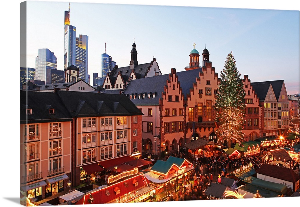 Christmas Fair on Roemerberg Square, Frankfurt am Main, Hesse, Germany