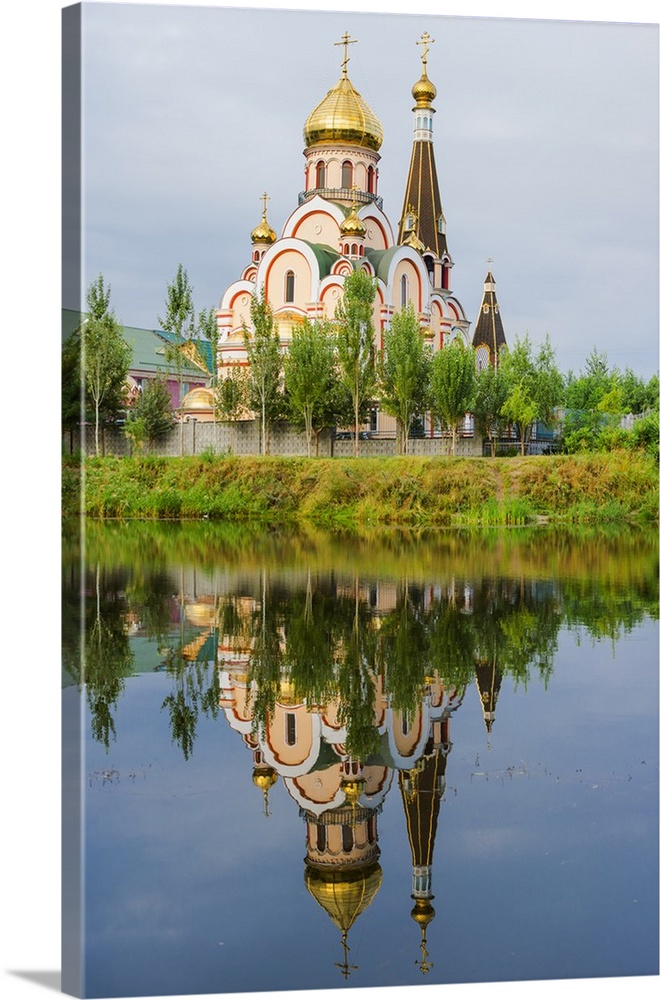 Church of the Exaltation of the Holy Cross, Almaty, Kazakhstan, Central Asia, Asia