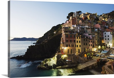 Clifftop village of Riomaggiore, Cinque Terre, Liguria, Italy