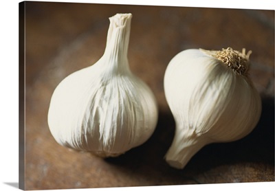 Close-up of two heads of garlic