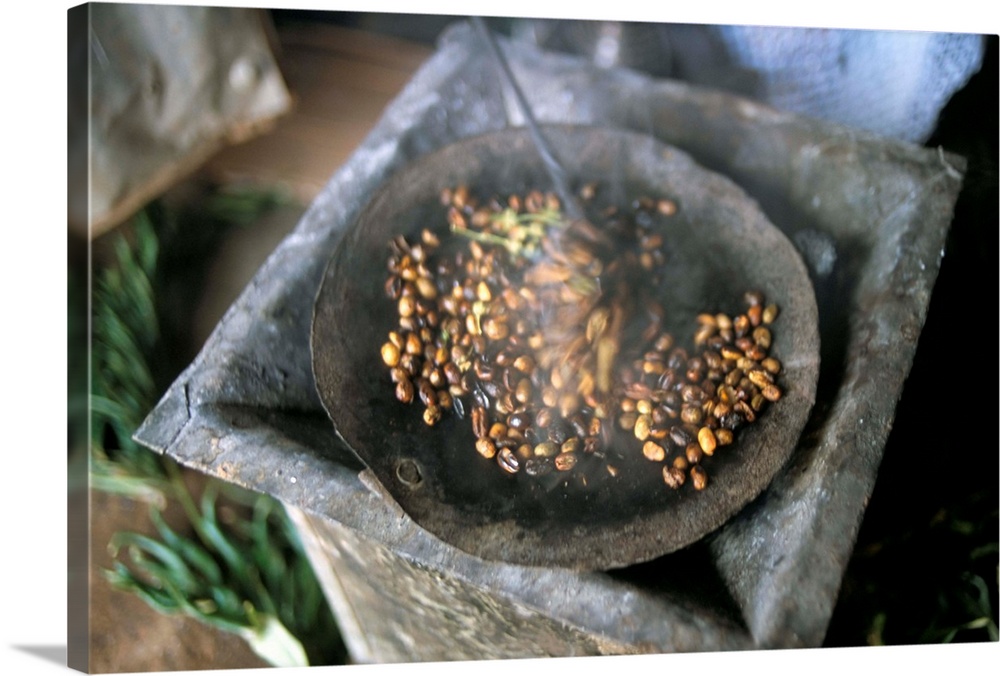 Coffee ceremony, Lalibela, Wollo region, Ethiopia, Africa