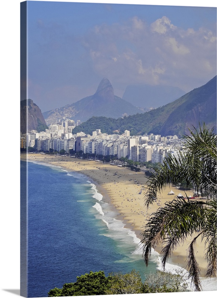 Copacabana Beach viewed from the Forte Duque de Caxias, Leme, Rio de Janeiro, Brazil, South America