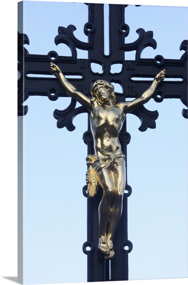 Crucifix, Vysehrad Cemetery, Prague, Czech Republic, Europe.