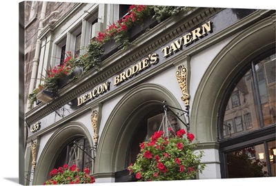 Deacon Brodie's Tavern, Royal Mile, Old Town, Edinburgh, Scotland, United Kingdom