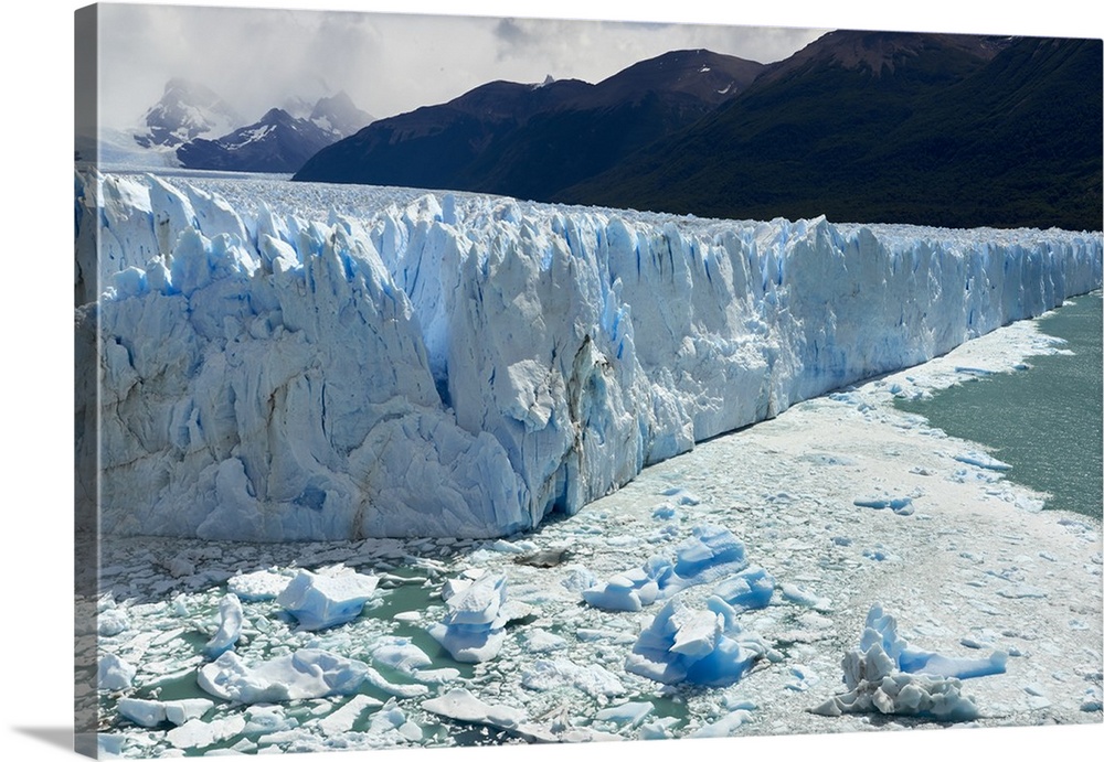 Detail of Perito Moreno Glacier in the Parque Nacional de los Glaciares (Los Glaciares National Park), UNESCO World Herita...