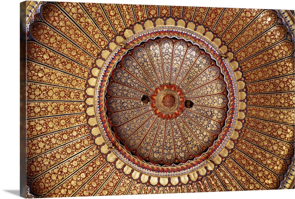 Detail of the exquisitely and finely gilded domed ceiling, Kuchaman Fort, India