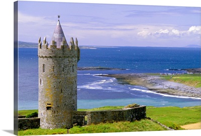 Doonagoore Castle, County Clare, Munster, Republic of Ireland (Eire)