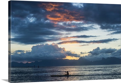Dramatic sunset over Moorea, Papeete, Tahiti, Society Islands, French Polynesia