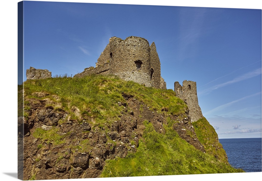 Dunluce Castle, near Portrush, County Antrim, Ulster, Northern Ireland