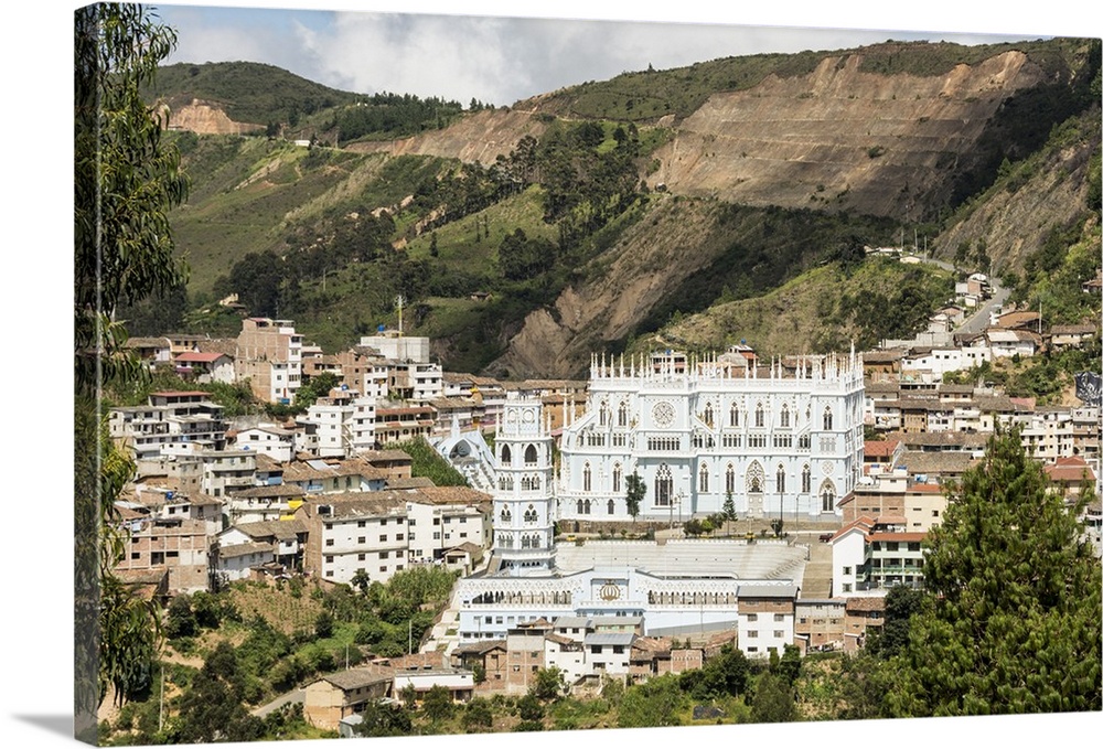 El Santuario de la Virgen del Cisne, in village of El Cisne, near Loja, Southern Highlands, Ecuador, South America