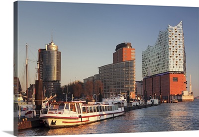 Elbphilharmonie at sunset, Elbufer, HafenCity, Hamburg, Hanseatic City, Germany
