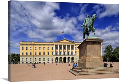 Equestrian statue of King Karl Johan at Royal Palace, Oslo, Norway, Scandinavia