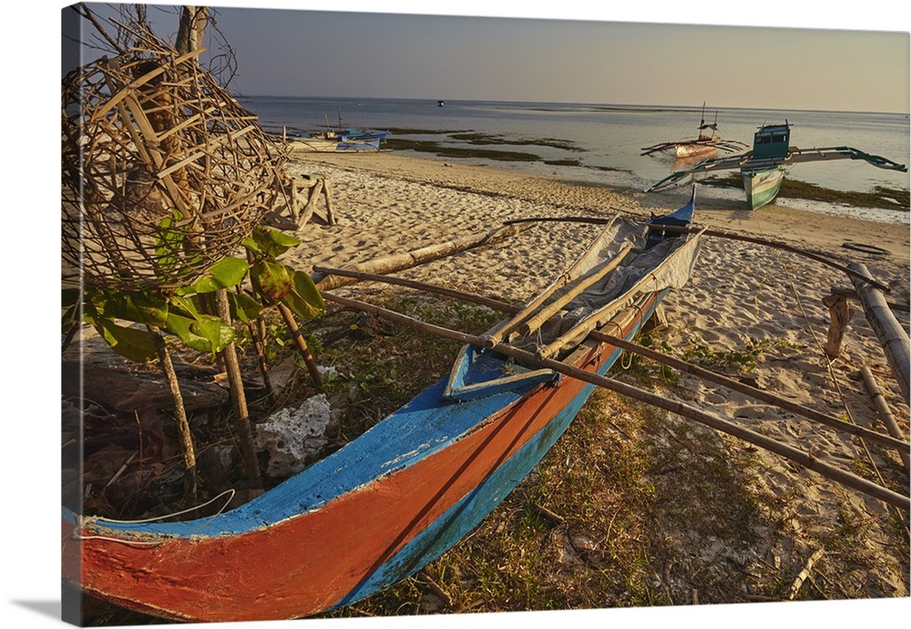 Fishing boats pulled up onto Paliton beach, Siquijor, Philippines, Southeast Asia, Asia