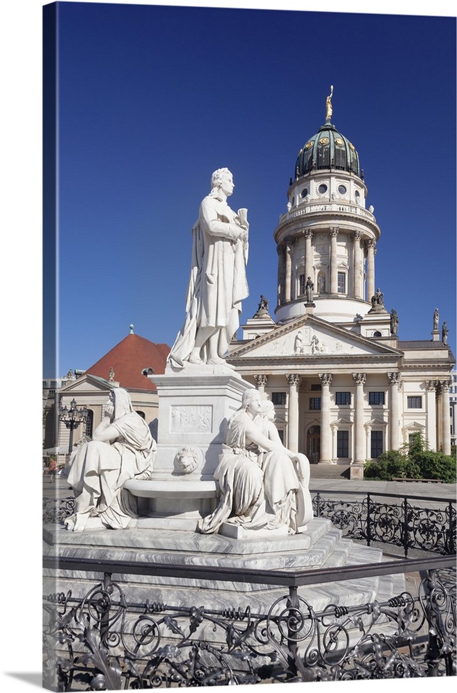 Franzoesischer Dom, Schiller memorial, Gendarmenmarkt, Mitte, Berlin, Germany