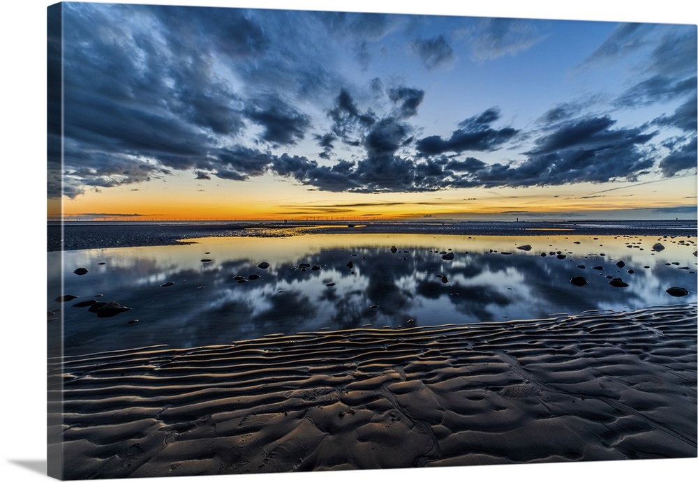 View at sunset towards the Irish Sea, Furness Peninsula and Cumbrian Coast, Sandy Gap, Walney Island, Lancashire, England,...