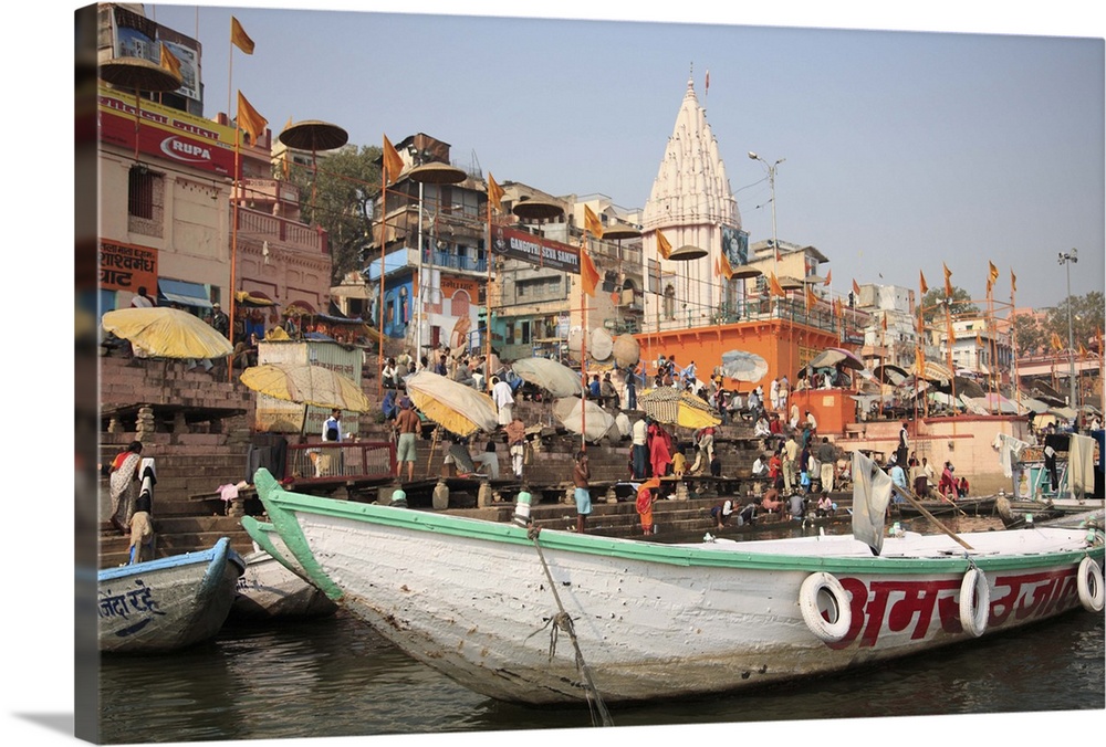 Ghats, Varanasi, Uttar Pradesh, India, Asia