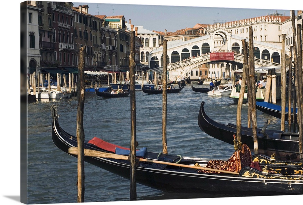 Gondolas, Grand Canal and Rialto Bridge, Venice, Veneto, Italy
