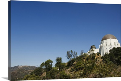 Griffiths Observatory and Hollywood sign in distance, Los Angeles, California