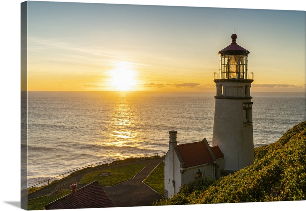 Heceta Head Lighthouse at sunset, Florence, Lane county, Oregon, United States of America, North America