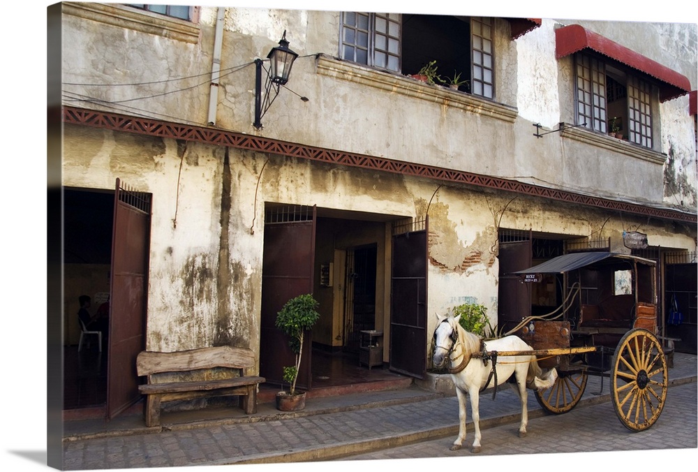 Horse and cart in Spanish Old Town, Vigan, Ilocos Province, Luzon, Philippines