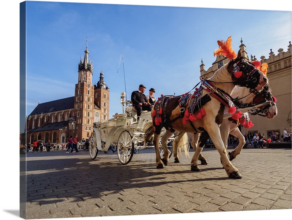 Horse Carriage with St. Mary Basilica in the background, Main Market Square, Cracow, Lesser Poland Voivodeship, Poland
