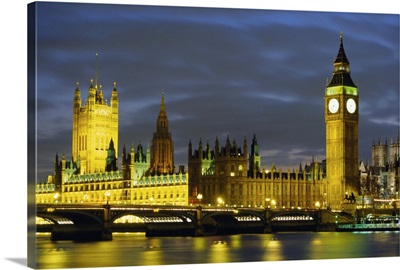 Houses of Parliament at dusk, Westminster, London, England
