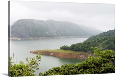 Idukki Reservoir, Kerala, India, Asia