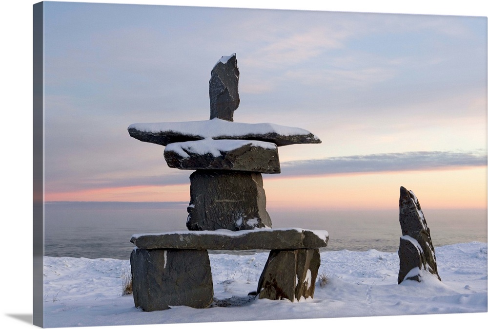 Inukshuk, Inuit stone landmark, Churchill, Hudson Bay, Manitoba, Canada
