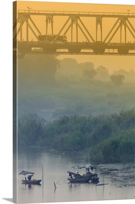 Iron bridge over the Red River in Hanoi, Vietnam, Indochina, Southeast Asia