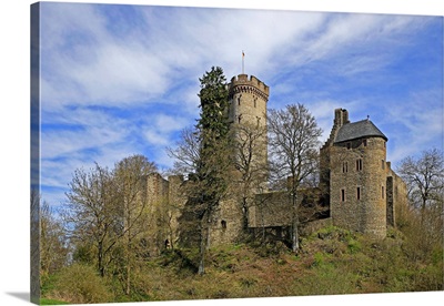Kasselburg Castle near Pelm, Eifel, Rhineland-Palatinate, Germany