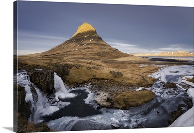 Kirkjufell Mountain, Snaefellsnes Peninsula, Iceland