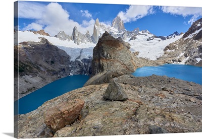 Lago de los Tres and Mount Fitz Roy, Patagonia, Argentina