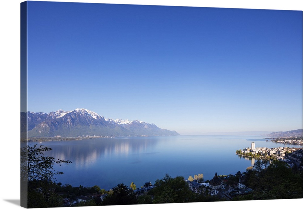 Lake Geneva (Lac Leman), Montreux, Vaud, Switzerland, Europe