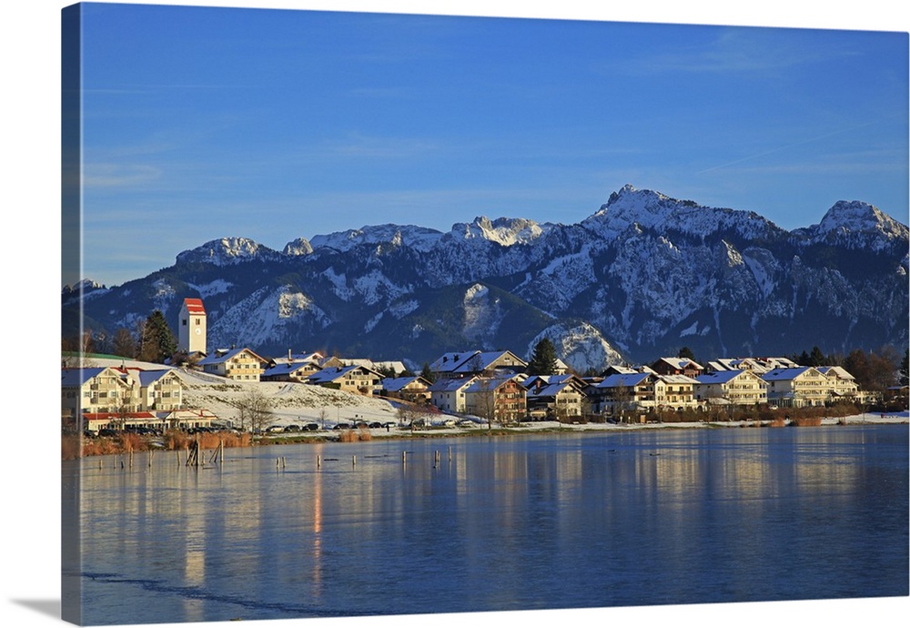 Lake Hopfensee, Hopfen am See, Allgau, Bavaria, Germany