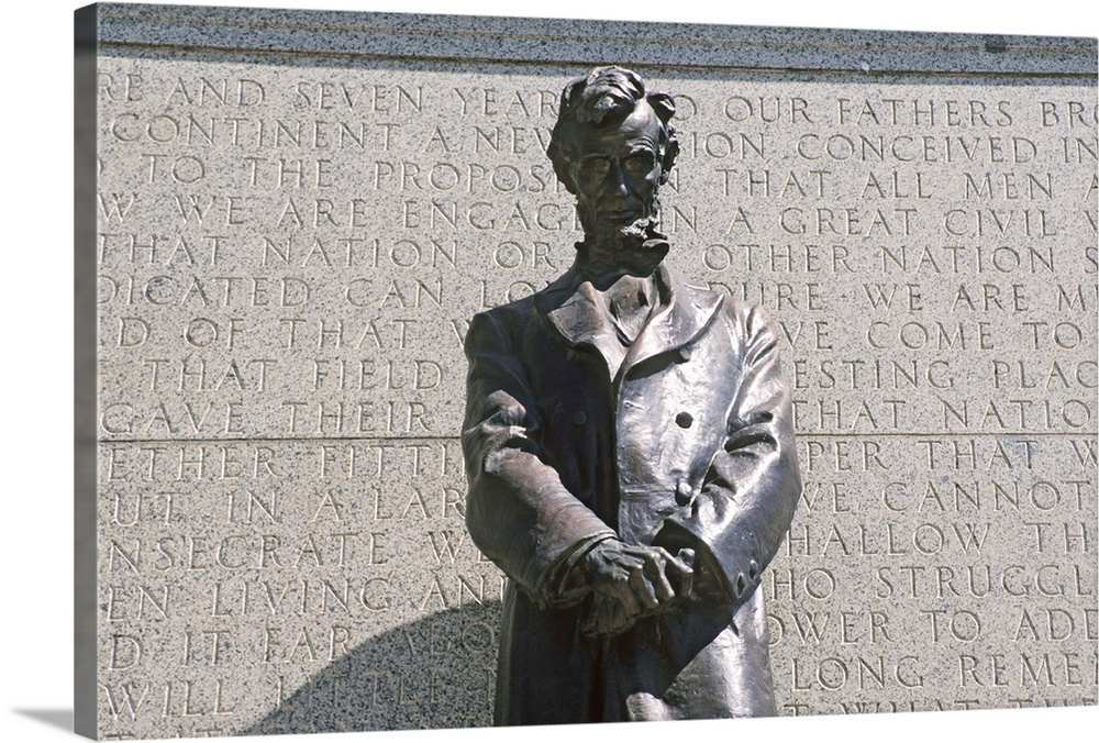 Lincoln statue at Nebraska State Capitol, Lincoln, Nebraska, USA