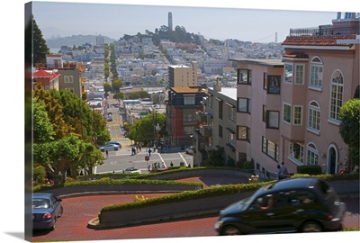 Lombard Street, the Crookedest street in the world, San Francisco, California